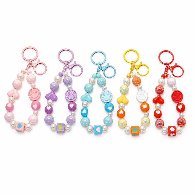 Smiley Heart Beaded Keychain – Phone, Bag & Backpack Charm